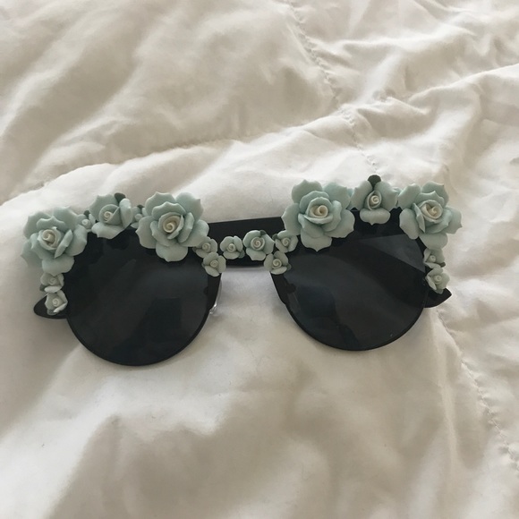 Accessories - Coachella Glasses